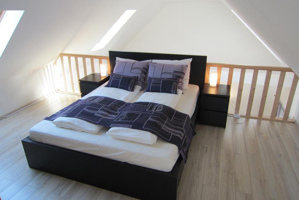 Appartement Mezzanine Хевіз Екстер'єр фото